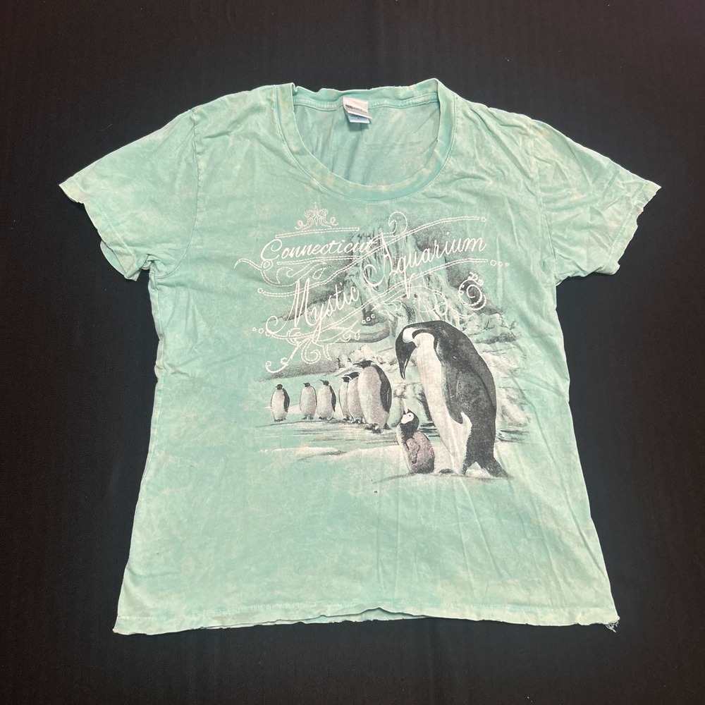 Mystic Aquarium Connecticut Penguin Graphic Tee Shirt Teal Acid Wash Large